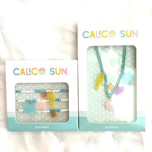 Bracelets and necklace Seahorse turtle shell set. NWT 4 pc set